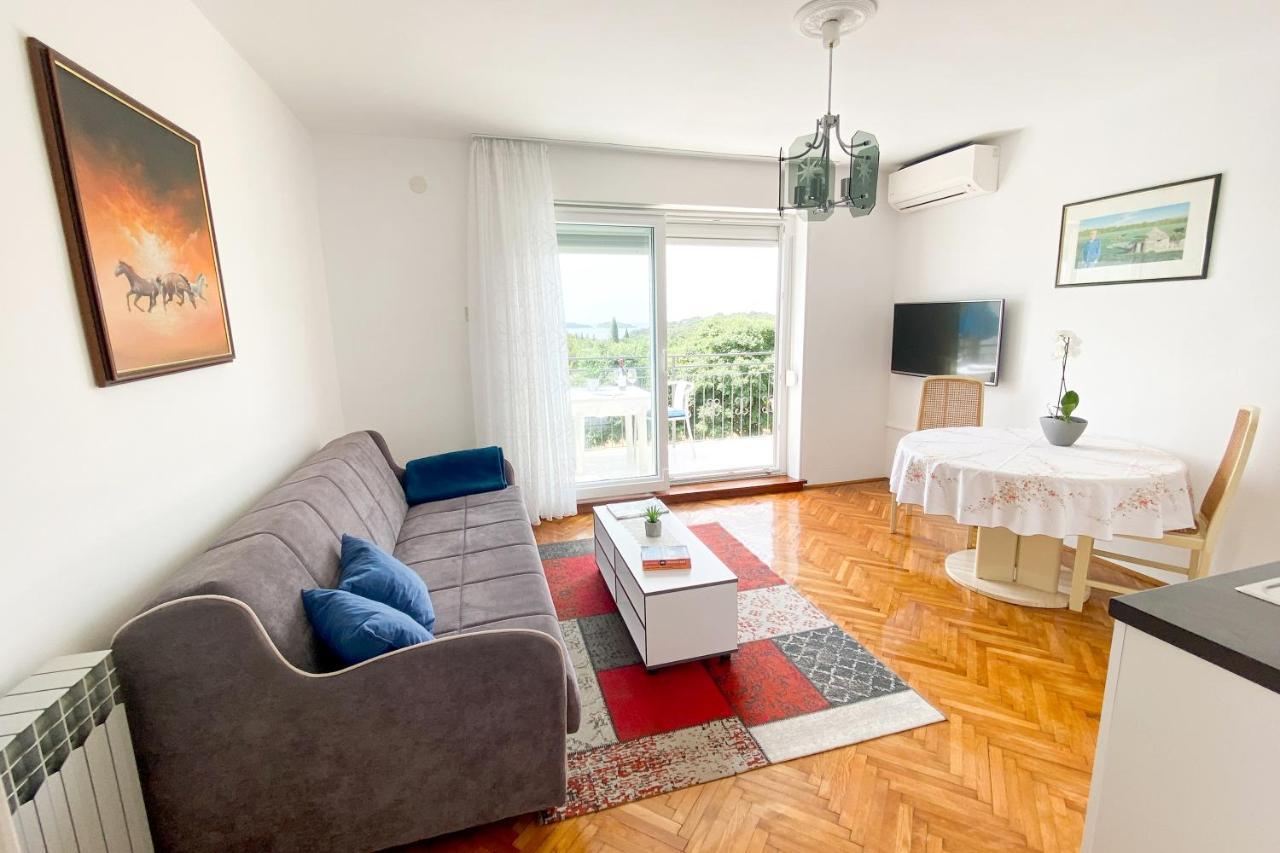 Apartment Centener Rovinj Exterior photo